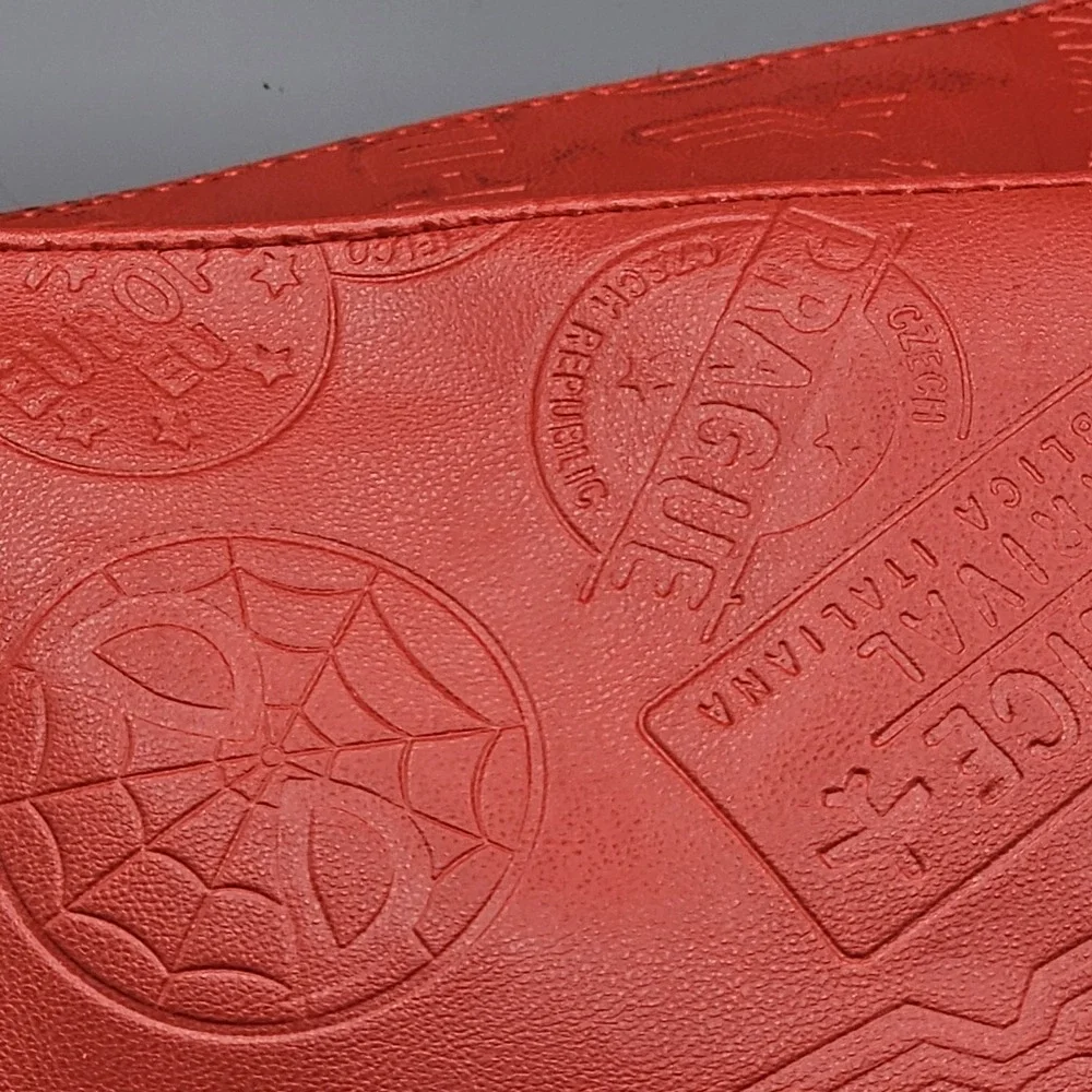 United Airlines Polaris Spiderman Amenity Travel Bag Red Marvel Comics unused - Picture 5 of 13